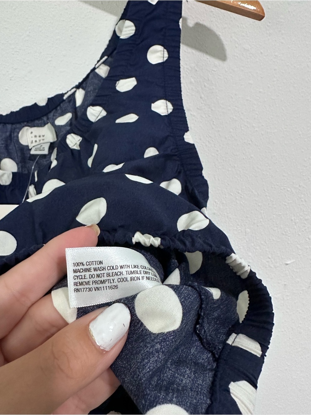 Button-Front Tank Top - Picture 6 of 7